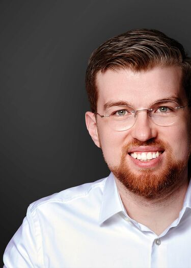 Dr. Finn Rasmus Lüth & Kollegen - Ihr Zahnarzt in Wedel - Finn Rasmus Lüth